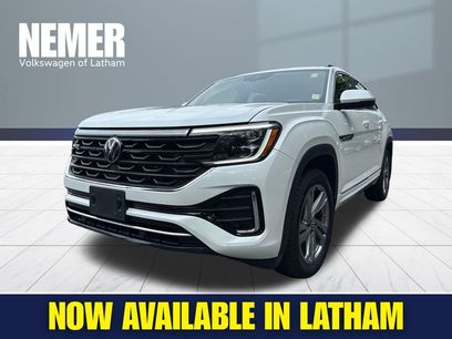 Used 2024 Volkswagen Atlas Cross Sport SEL R-Line