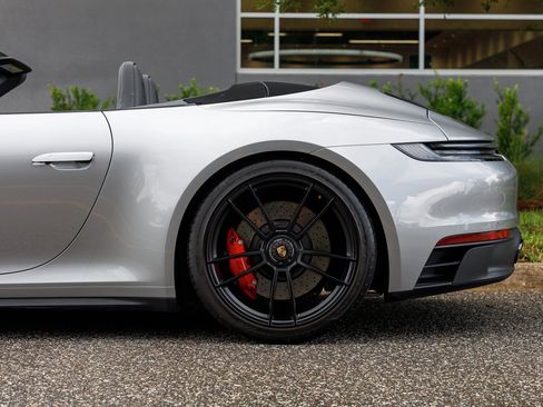 Used 2022 Porsche 911 Carrera GTS RWD image 29