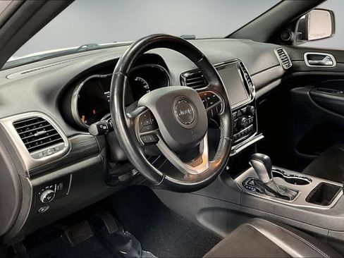 Used 2021 Jeep Grand Cherokee Laredo X AWD/4WD image 16
