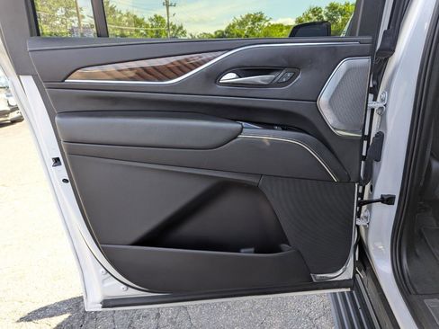 Used 2022 Cadillac Escalade ESV Sport Platinum AWD/4WD image 41