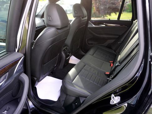 Used 2019 BMW X3 xDrive30i w/ Premium Package image 8