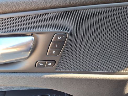 Certified 2023 Volvo XC60 B5 Core image 16