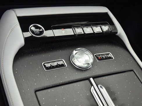 New 2026 Lincoln Navigator Black Label AWD/4WD image 32