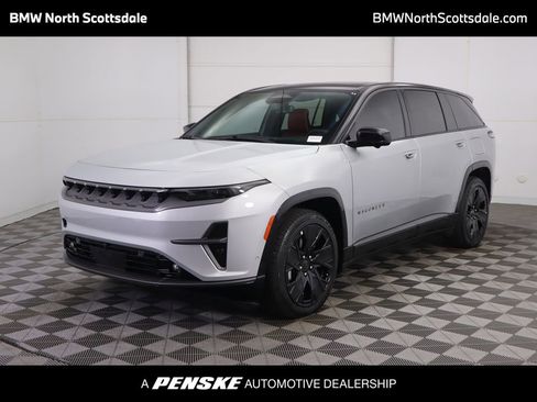 Used 2025 Jeep Wagoneer S Launch Edition image 1