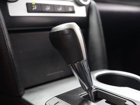 Used 2014 Toyota Camry SE FWD image 38
