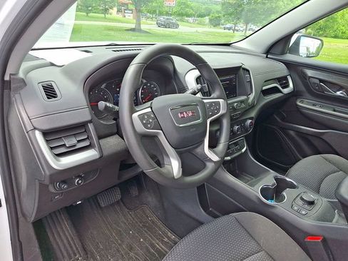 Certified 2024 GMC Terrain SLE w/ Driver Convenience Package AWD/4WD image 10