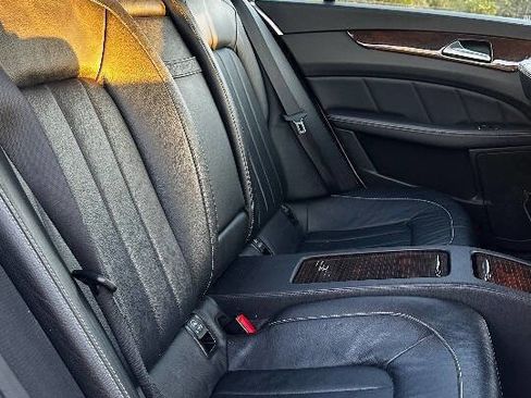 Used 2014 Mercedes-Benz CLS 550 4MATIC image 25