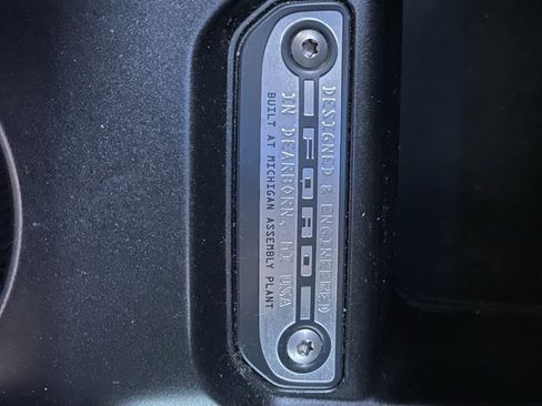 Used 2023 Ford Bronco Wildtrak image 30