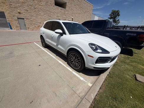 Used 2019 Porsche Cayenne AWD/4WD image 3