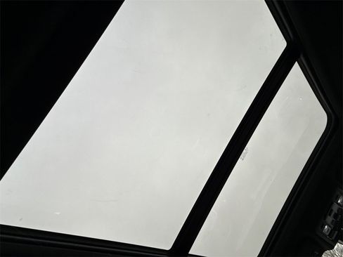 New 2026 GMC Yukon Denali w/ Sun & Power Step Package image 24