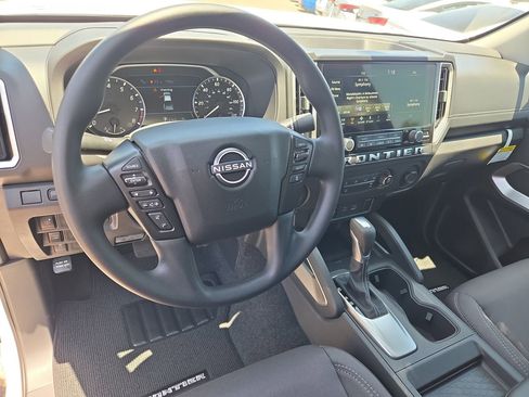 New 2025 Nissan Frontier SV RWD image 15