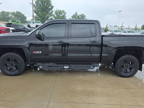 Used 2018 Chevrolet Silverado 1500 LTZ Z71 w/ LTZ Plus Package AWD/4WD image 2