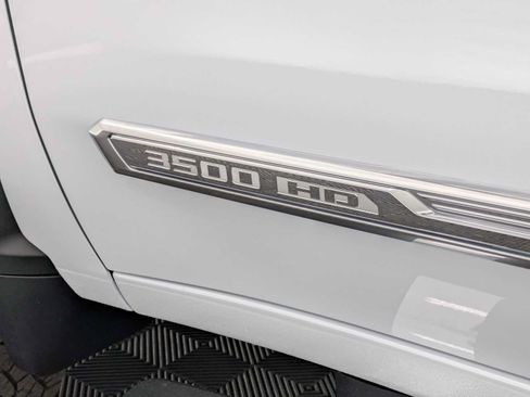 New 2026 Chevrolet Silverado 3500 High Country w/ High Country Premium Package AWD/4WD image 11