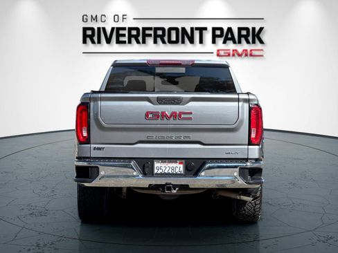 Used 2020 GMC Sierra 1500 SLT w/ SLT Premium Plus Package AWD/4WD image 4