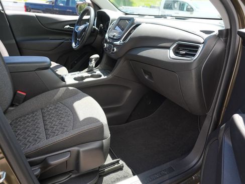 Certified 2024 Chevrolet Equinox LT AWD/4WD image 29