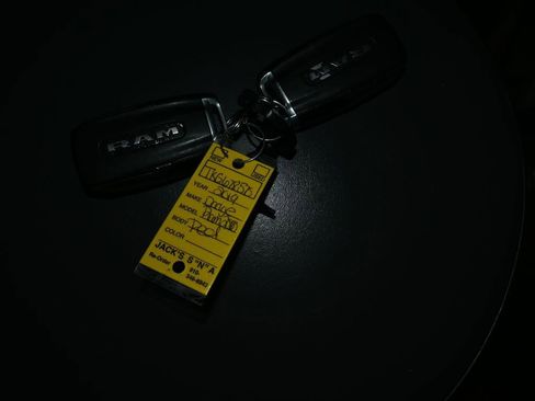 Used 2019 RAM 2500 Laramie image 24