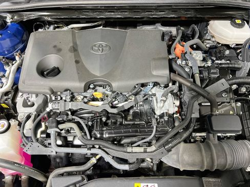 Used 2025 Toyota Camry SE FWD image 26