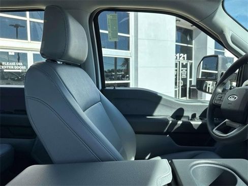 New 2026 Ford F350 XL w/ FX4 Off-Road Package image 10