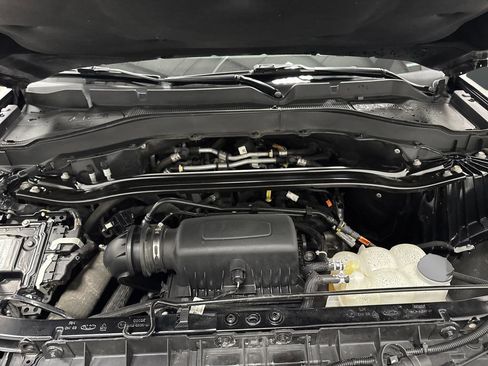 Used 2023 Ford Explorer Limited image 40