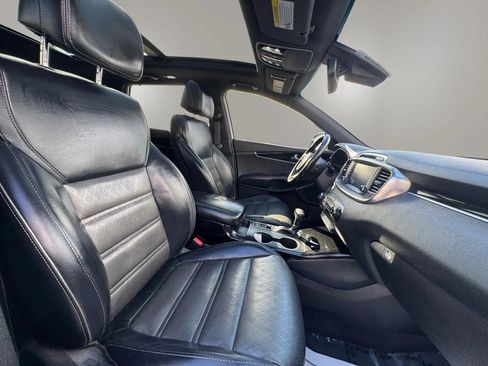 Used 2017 Kia Sorento SX FWD image 18