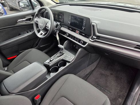 Used 2024 Kia Sportage LX AWD/4WD image 26