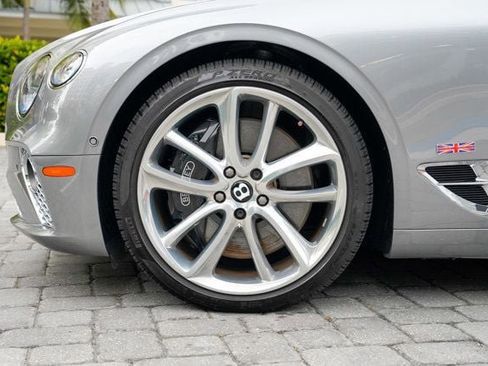 Used 2021 Bentley Continental GT Mulliner image 13