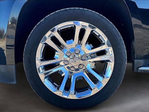 Used 2018 GMC Yukon SLT w/ Premium Edition image 35