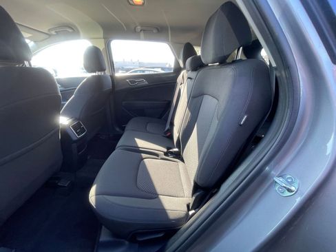 Used 2025 Kia Sportage LX image 25
