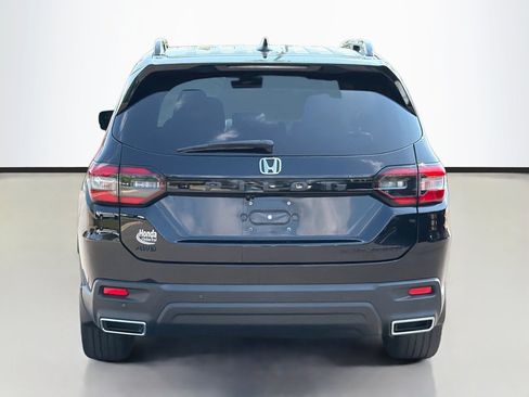 Used 2025 Honda Pilot Black Edition image 6