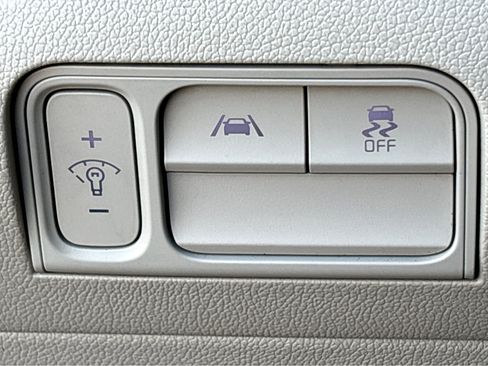 Used 2022 Kia Sorento S image 9