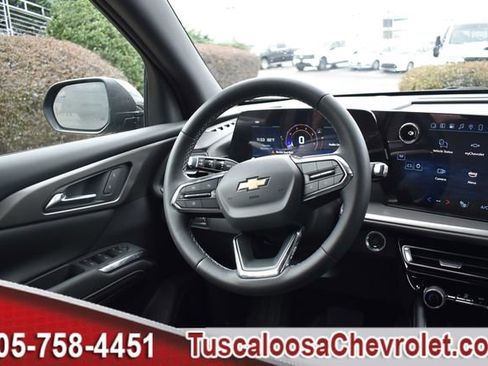 New 2025 Chevrolet Traverse LT w/ Driver Confidence Package image 21