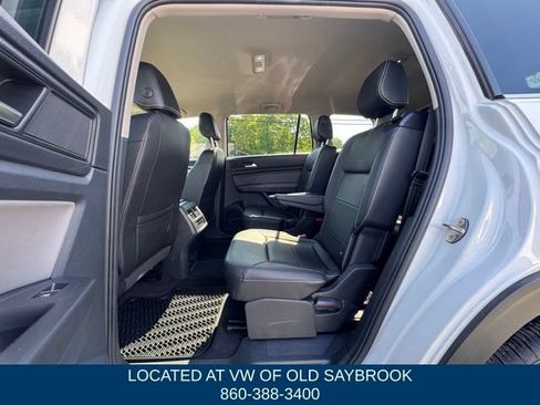 Used 2023 Volkswagen Atlas SE w/ Black Wheel Package AWD/4WD image 9