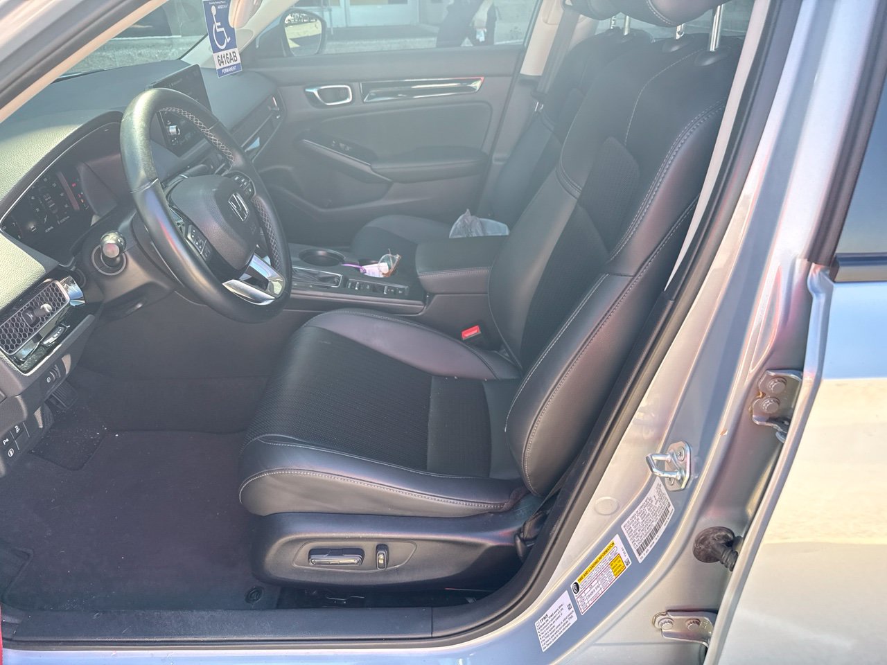 Used 2023 Honda Civic Touring image 3