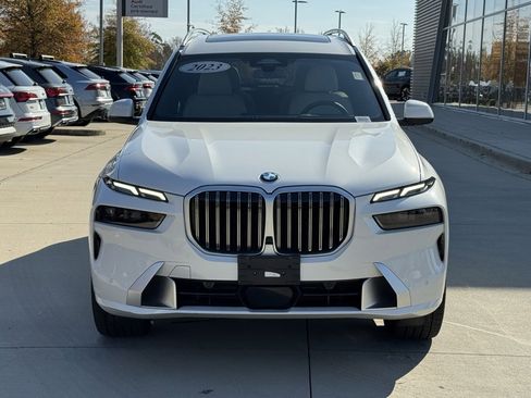 Used 2023 BMW X7 xDrive40i image 8