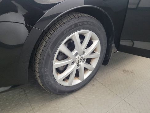 Used 2017 Volkswagen Jetta SE FWD image 31
