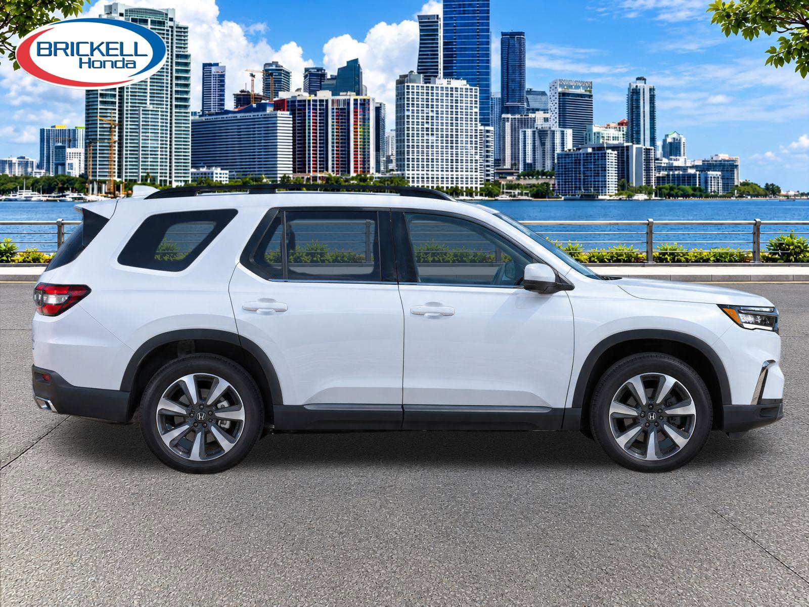 Used 2024 Honda Pilot Elite image 4