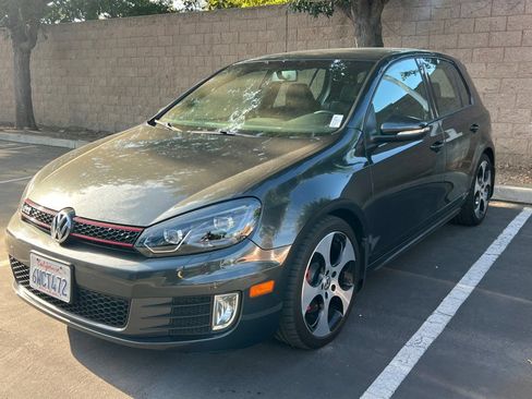 Used 2012 Volkswagen Golf 4-Door FWD image 2