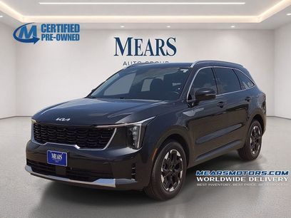 Used 2025 Kia Sorento S w/ Panoramic Sunroof Package