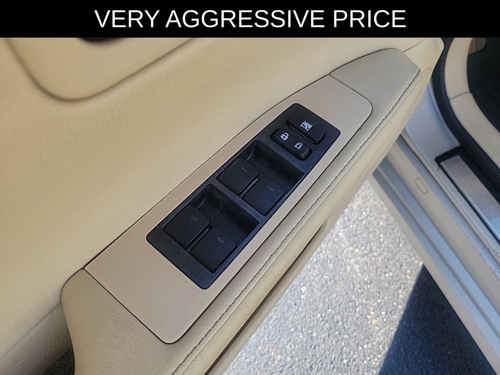 Used 2015 Lexus ES 350 w/ Premium Package FWD image 19