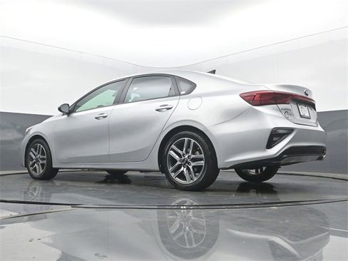 Used 2019 Kia Forte S image 48