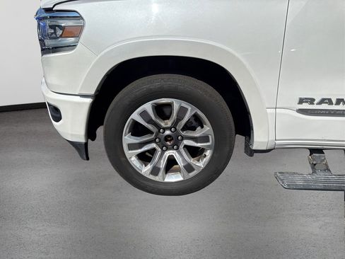 Used 2023 RAM 1500 Limited w/ Body Color Bumper Group image 10