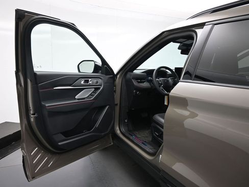 New 2026 Ford Explorer ST w/ Sun And Sound Package image 7