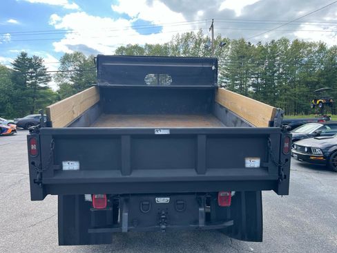 Used 2017 Ford F350 XL w/ Power Equipment Group AWD/4WD image 5
