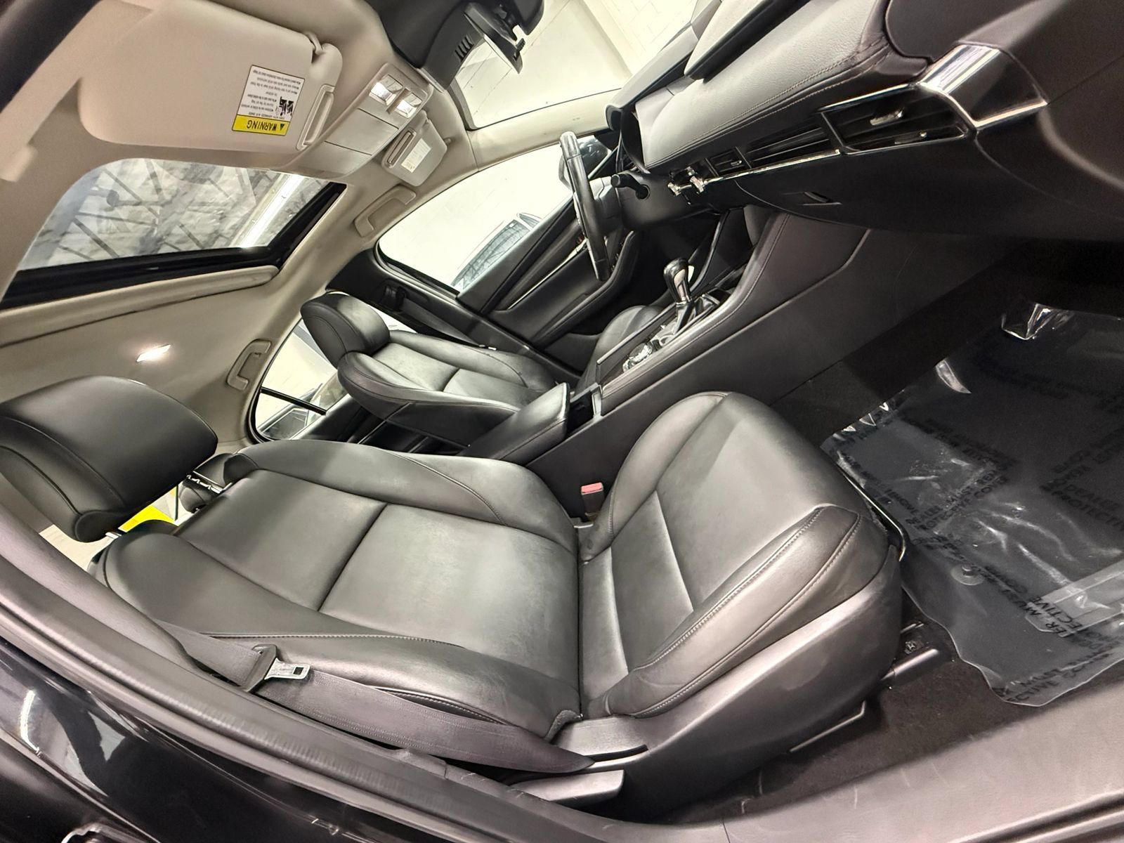Used 2022 MAZDA MAZDA3 s FWD image 25