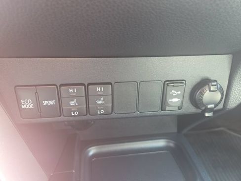 Used 2018 Toyota RAV4 Limited w/ All Weather Liner Package AWD/4WD image 19