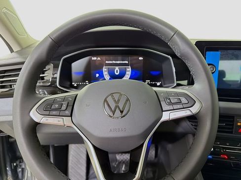 New 2026 Volkswagen Jetta SE FWD image 12