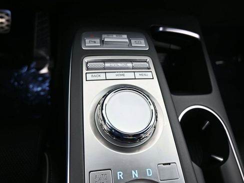 Used 2024 Genesis GV70 2.5T w/ Sport Prestige Package image 30