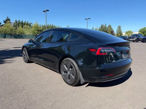 Used 2021 Tesla Model 3 Standard Range Plus RWD image 5