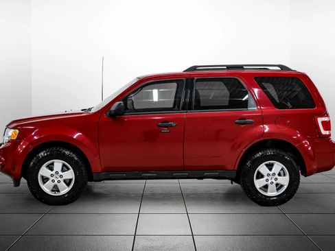 Used 2011 Ford Escape XLT image 11
