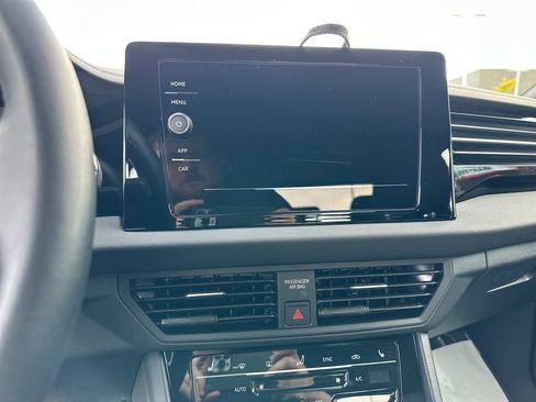 Used 2025 Volkswagen Jetta Sport FWD image 22